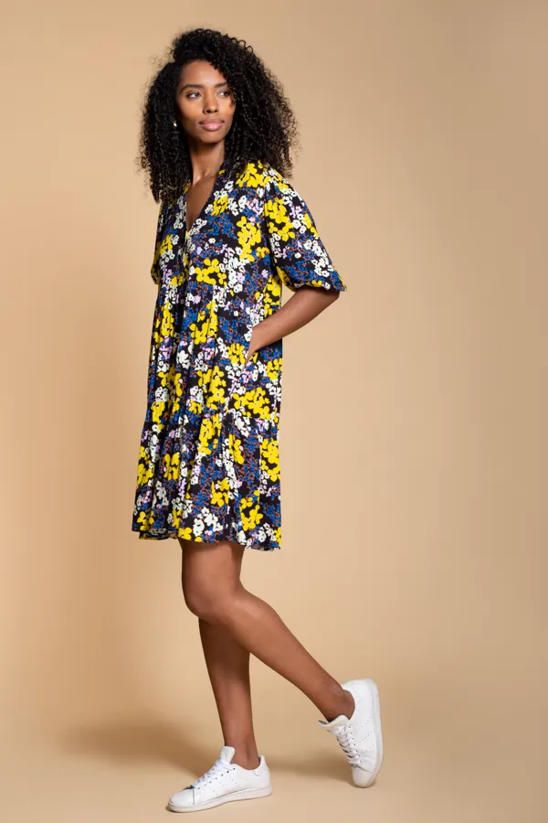 Lilium Short Tiered Dress in Ditsy Floral Print