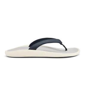 OluKai Women's Pi'oe Beach Sandal