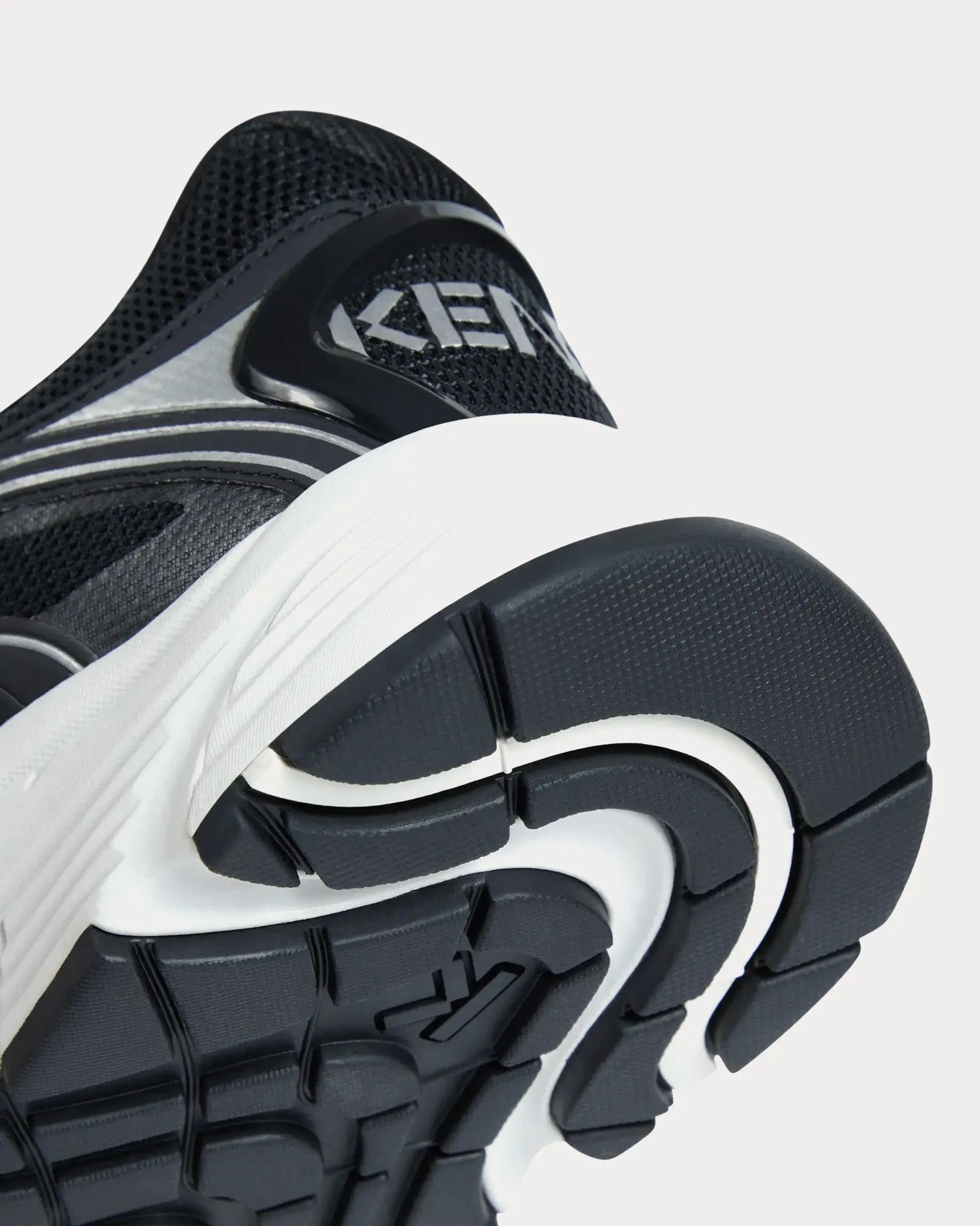 Pace Black / White Low Top Sneakers