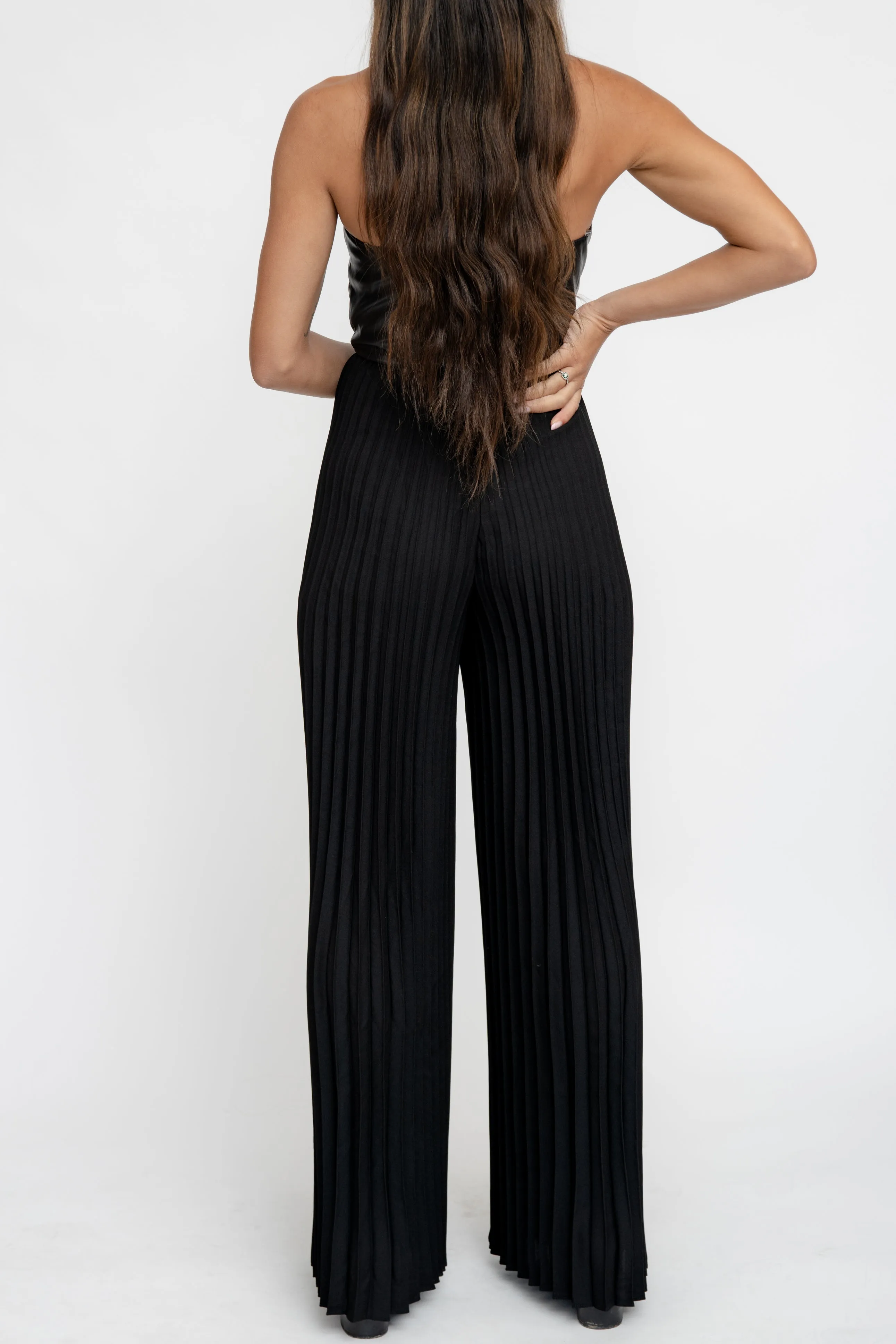STRAPLESS FAUX LEATHER PLEATED JUMPSUIT