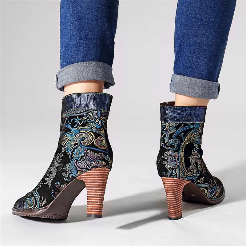 VINTAGE BLOCK HIGH HEELS